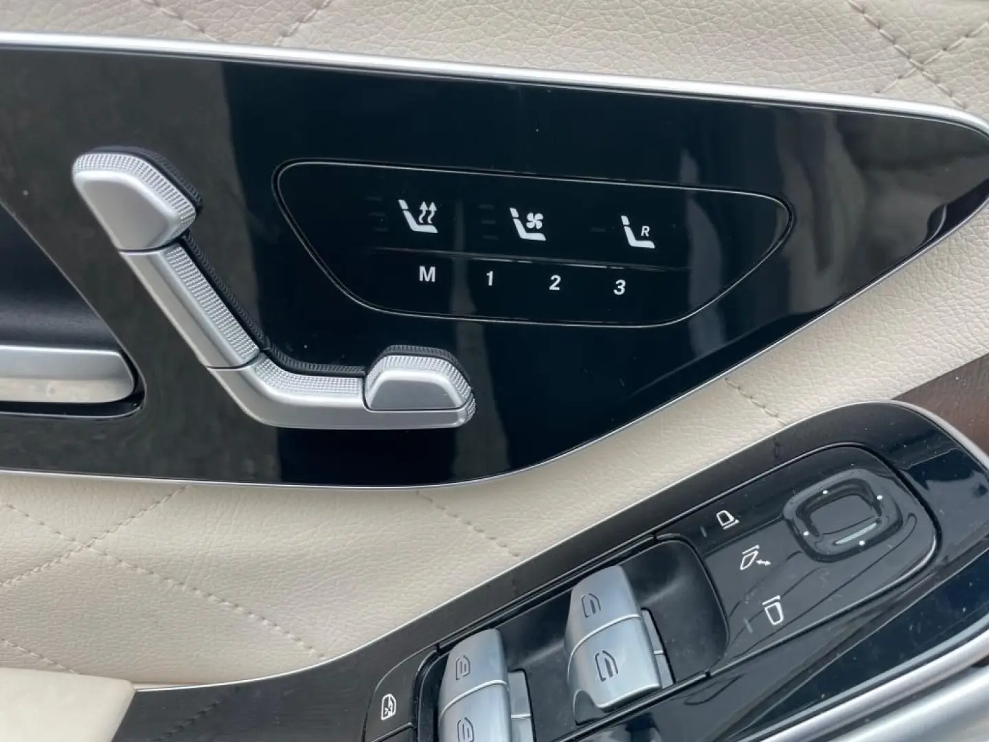 S 450 4M L AMG PANO FOND-ENT HAL HUD-AR DRIVEP