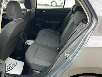 Volkswagen Golf 1.5 eTSI ACT DSG MHEV Life