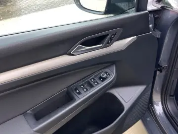 Volkswagen Golf 1.5 eTSI ACT DSG MHEV Life