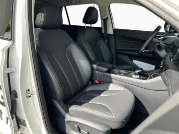 MG HS 1.5T-GDI AT Luxury   360 Kamera Bluetooth