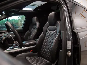 Audi SQ7 4.0 TFSI V8 Quattro Tiptronic