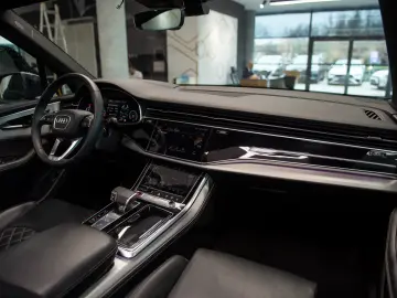 Audi SQ7 4.0 TFSI V8 Quattro Tiptronic