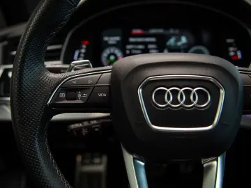 Audi SQ7 4.0 TFSI V8 Quattro Tiptronic