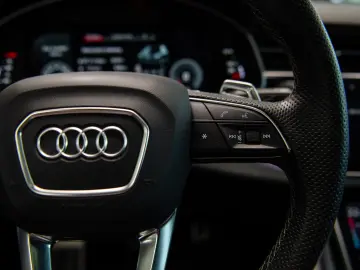 Audi SQ7 4.0 TFSI V8 Quattro Tiptronic