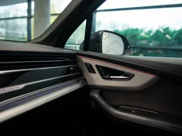 Audi SQ7 4.0 TFSI V8 Quattro Tiptronic