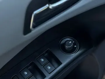 CHEVROLET AVEO 1.6 LTZ