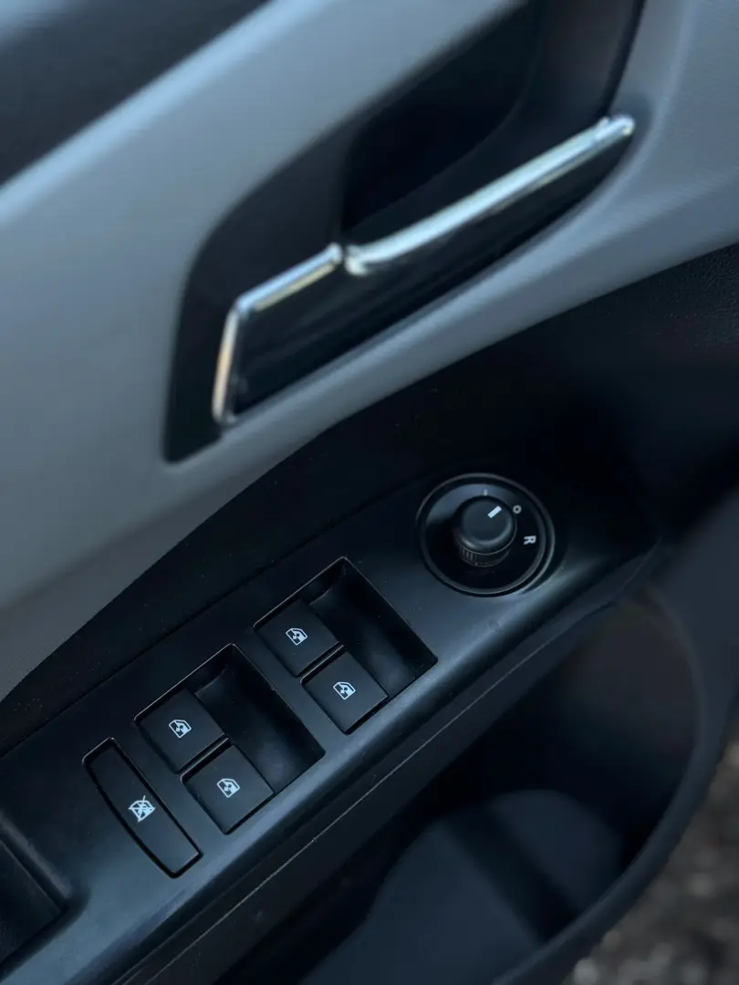 CHEVROLET AVEO 1.6 LTZ