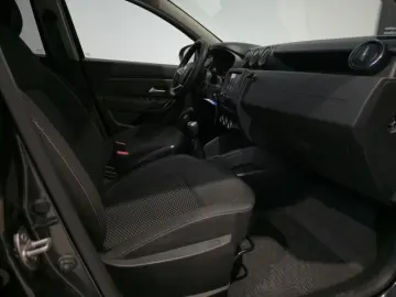 DACIA DUSTER 1.5 Blue dCi 115CP Avantaj 4WD