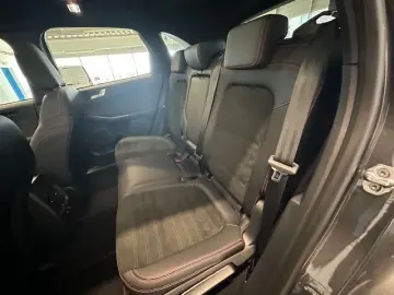 Kuga ST-Line X Panorama LED Head-Up Elektr. Sitz