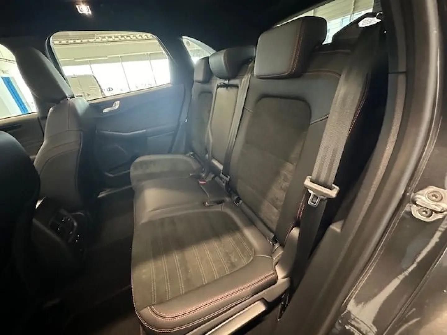 Kuga ST-Line X Panorama LED Head-Up Elektr. Sitz