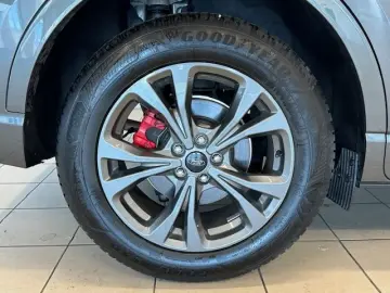 Kuga ST-Line X Panorama LED Head-Up Elektr. Sitz