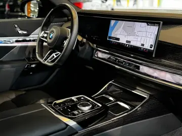 740d xDrive  M Sport Kamera 360 Pano SKY