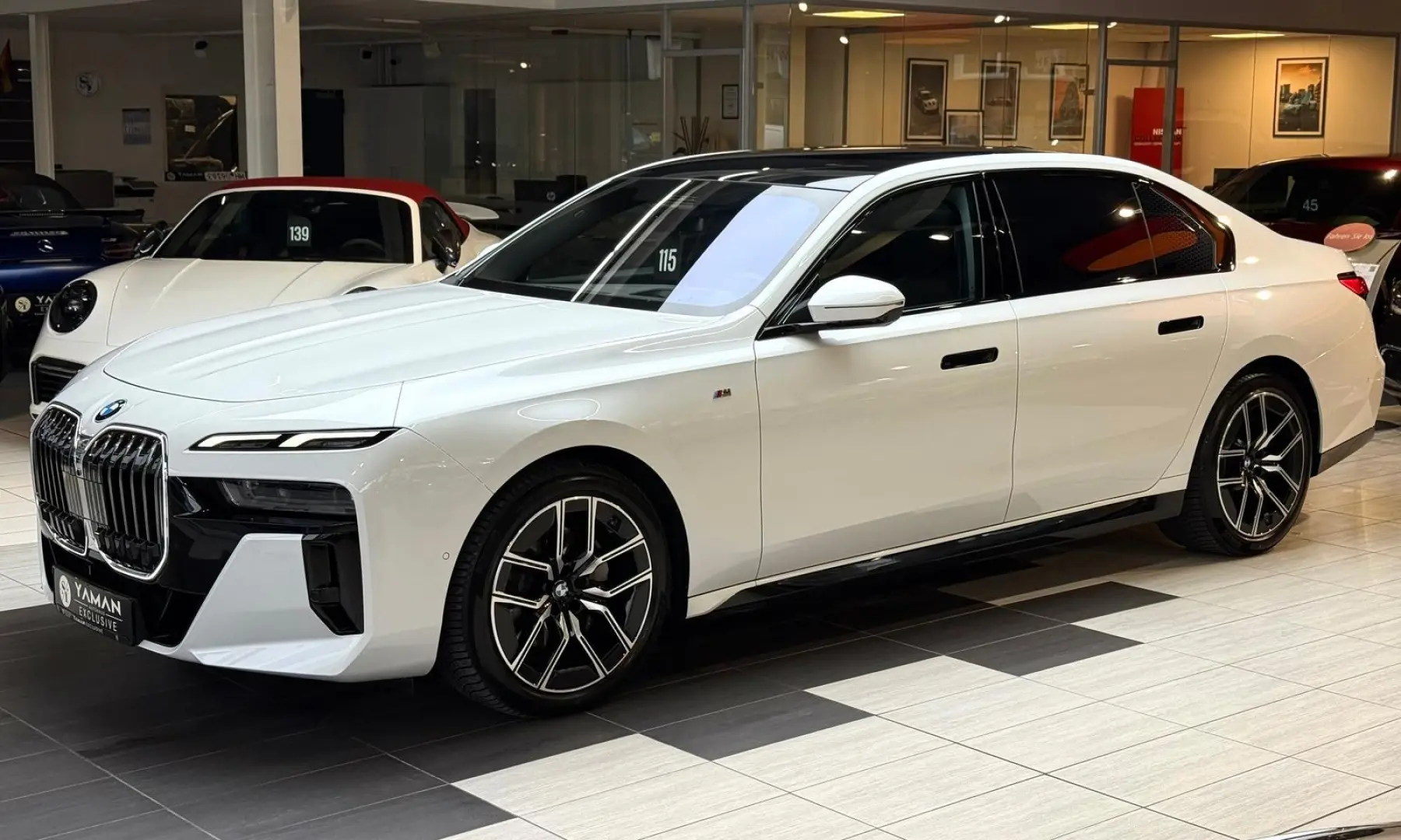 740 d xD M Sport Pano-Sky Experience-TV StHzg