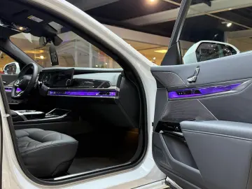 740 d xD M Sport Pano-Sky Experience-TV StHzg