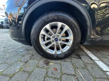 Kuga Titanium Navi Kamera Winter-Paket