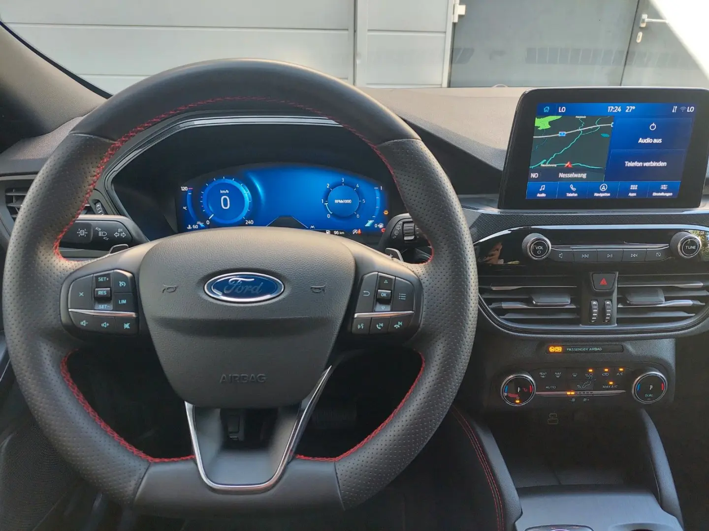 Kuga 2.0 EcoBlue ST-LINE  NAVI LANE DC LED