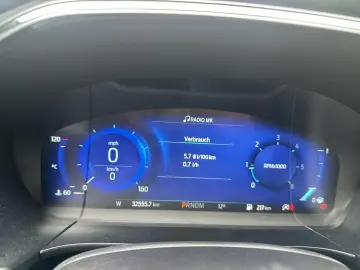 Kuga ST-Line 2 0 ECO BLUE ST-Line  KAMERA NAVI