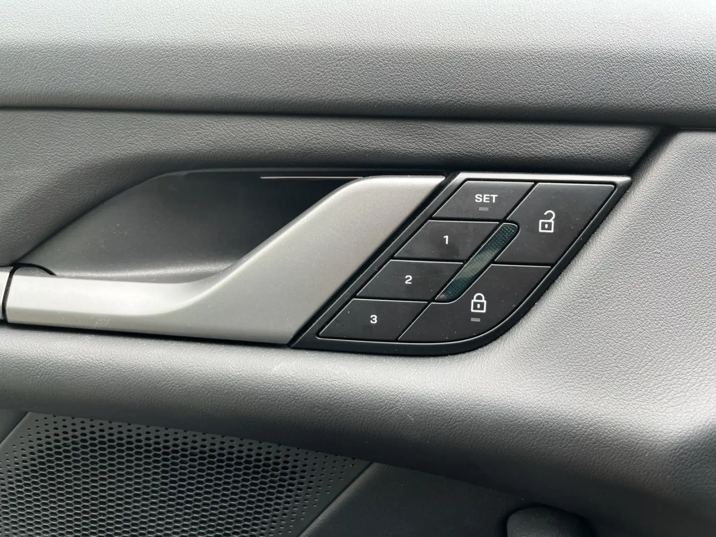 Taycan 4 Cross Turismo Sport Chrono BOSE Pano. H