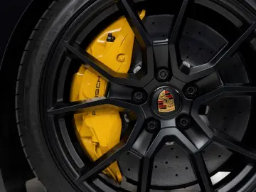 Taycan GTS   SportDesign Carbon   PDCC   InnoDr