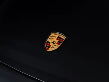 Taycan GTS   SportDesign Carbon   PDCC   InnoDr