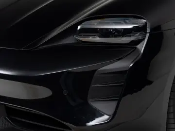 Taycan GTS   SportDesign Carbon   PDCC   InnoDr