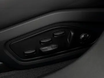 Taycan GTS   SportDesign Carbon   PDCC   InnoDr