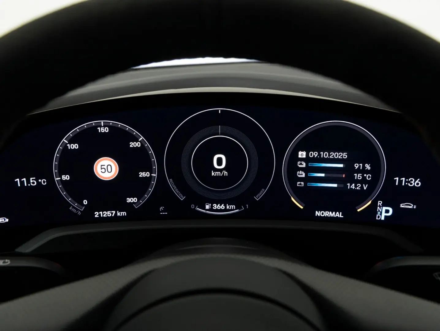 Taycan GTS   SportDesign Carbon   PDCC   InnoDr