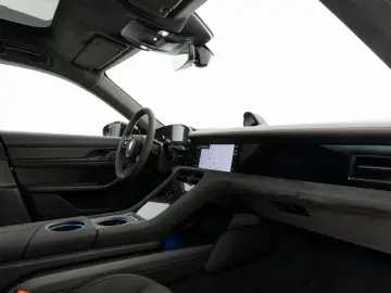 Taycan GTS   SportDesign Carbon   PDCC   InnoDr