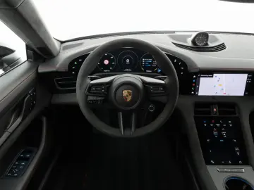 Taycan GTS   SportDesign Carbon   PDCC   InnoDr