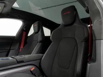 Taycan GTS   SportDesign Carbon   PDCC   InnoDr