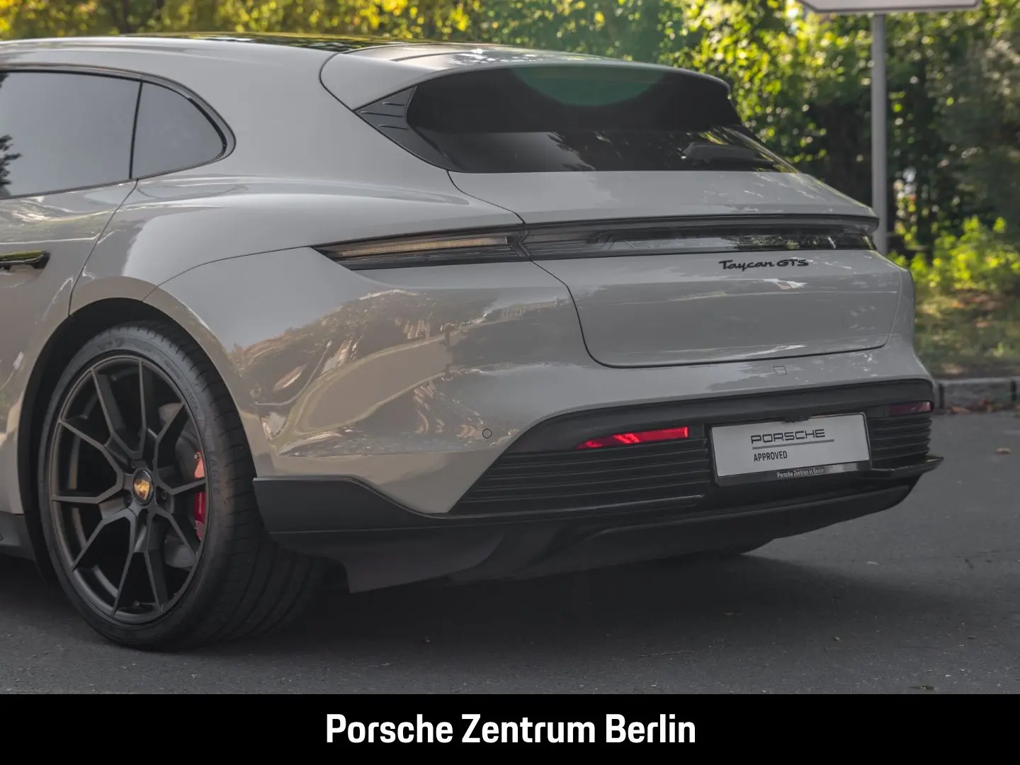 Taycan GTS Sport Turismo HA-Lenkung BOSE 21-Zoll
