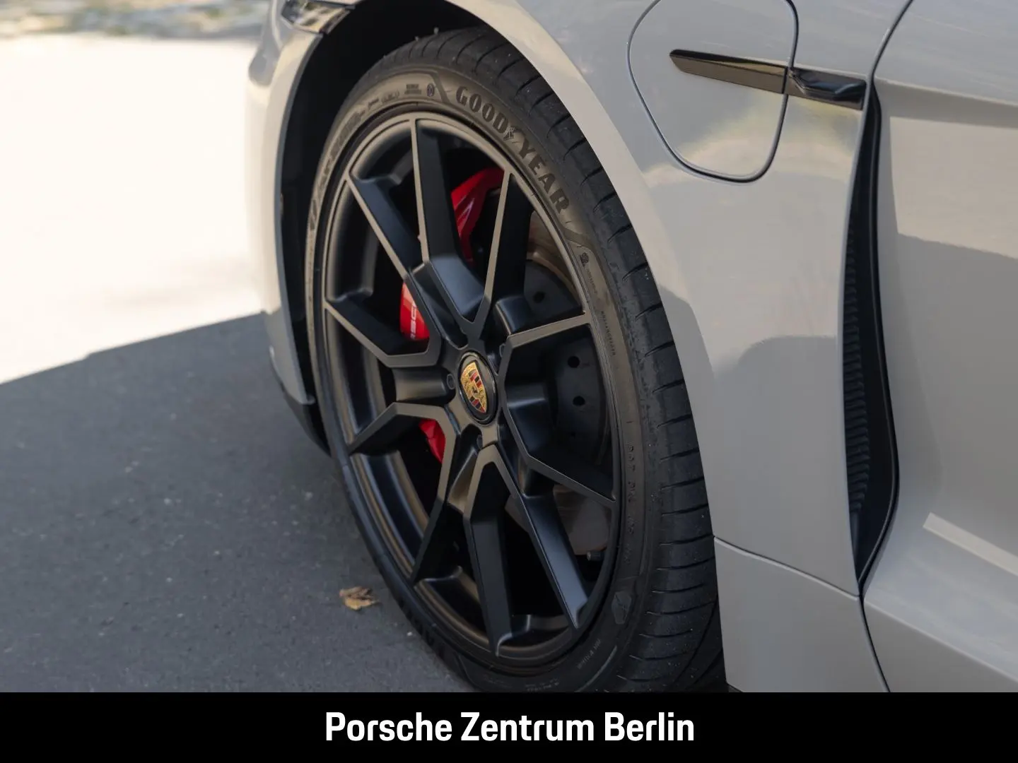 Taycan GTS Sport Turismo HA-Lenkung BOSE 21-Zoll