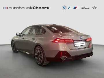 550e xDrive Limousine    M-Sport ACC B&W adapt.F