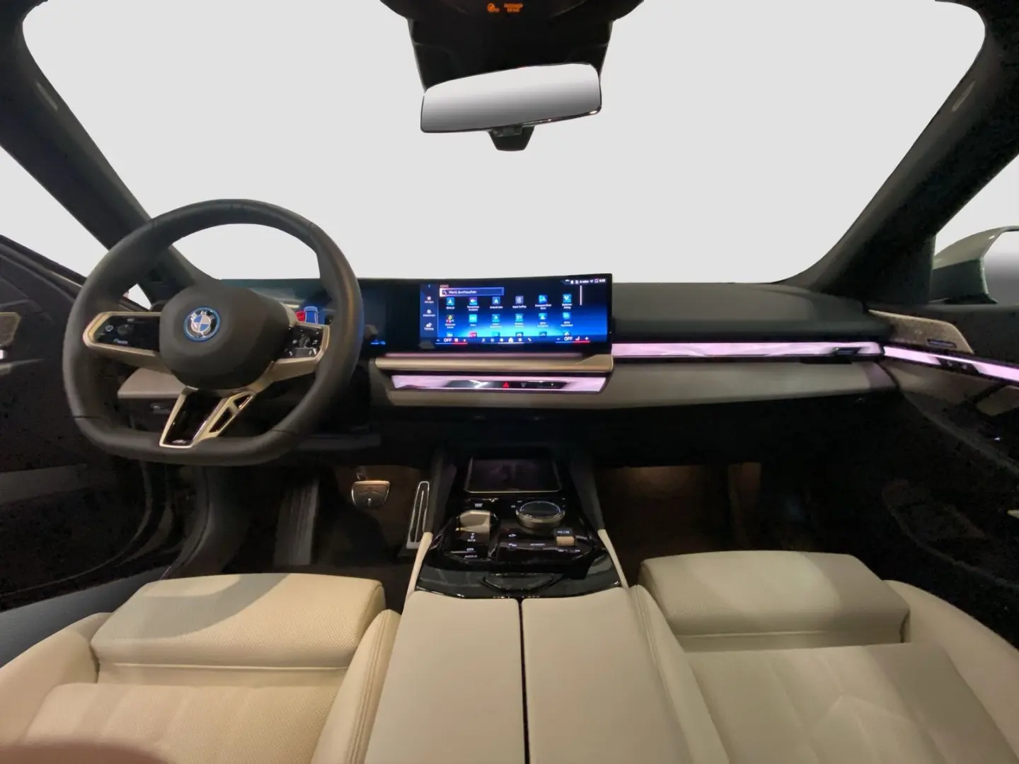 550e xDrive Limousine    M-Sport ACC B&W adapt.F