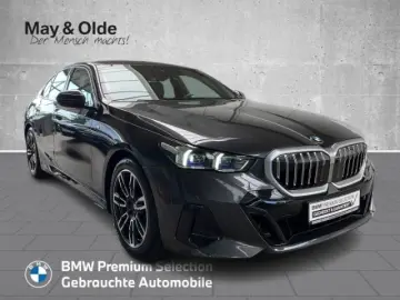 520 d M Sportpaket HUD AHK adap-LED Pano Navi So