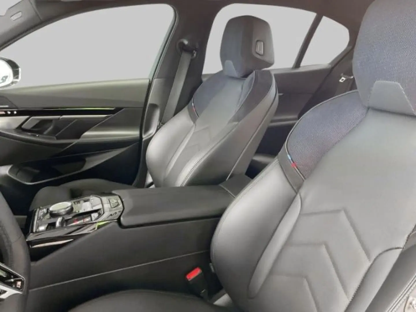 520 d M Sportpaket HUD AHK adap-LED Pano Navi So