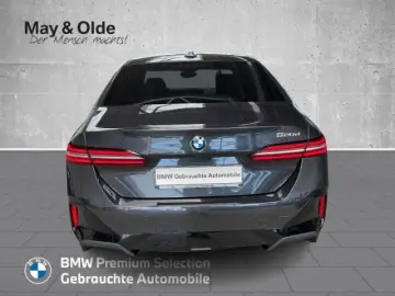 520 d M Sportpaket HUD AHK adap-LED Pano Navi So