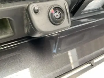 520 d M Sportpaket HUD AHK adap-LED Pano Navi So