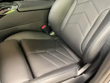 520 d M Sportpaket HUD AHK adap-LED Pano Navi So