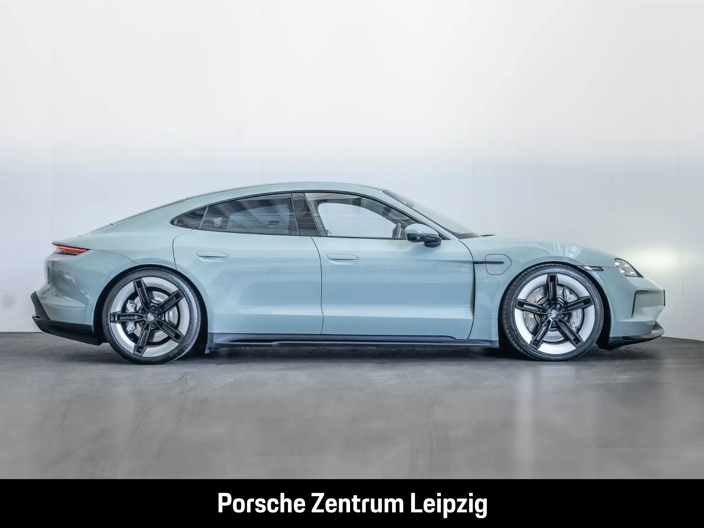 Taycan 4S HA-Lenkung ActiveRide SunshineControl