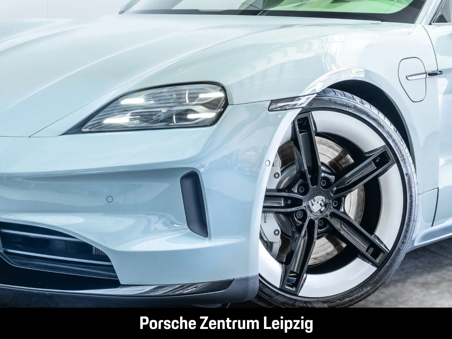 Taycan 4S HA-Lenkung ActiveRide SunshineControl