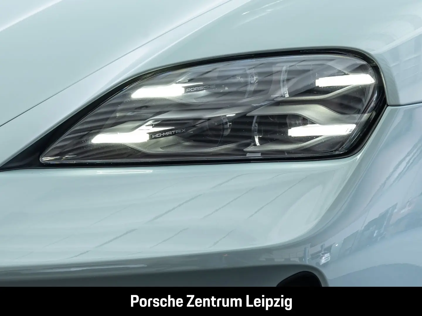 Taycan 4S HA-Lenkung ActiveRide SunshineControl