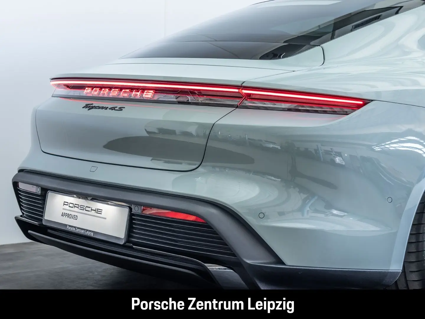 Taycan 4S HA-Lenkung ActiveRide SunshineControl