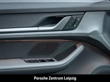 Taycan 4S HA-Lenkung ActiveRide SunshineControl