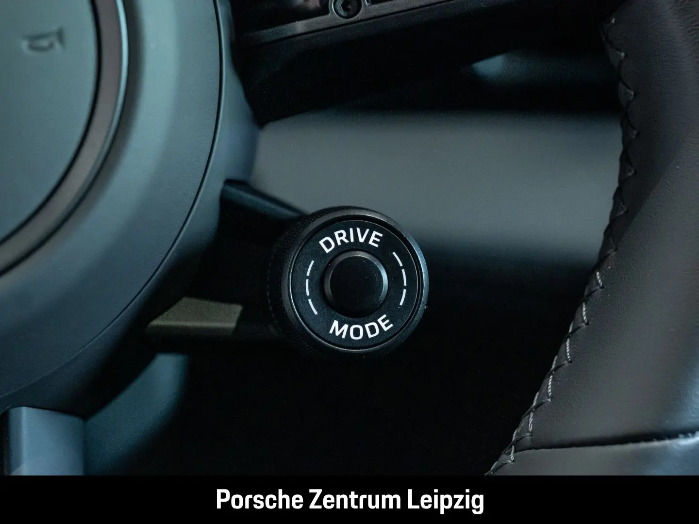 Taycan 4S HA-Lenkung ActiveRide SunshineControl