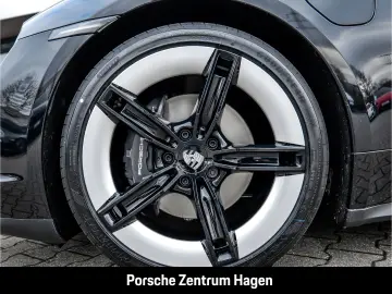 Taycan BOSE LED-Matrix Abstandstempomat Panorama