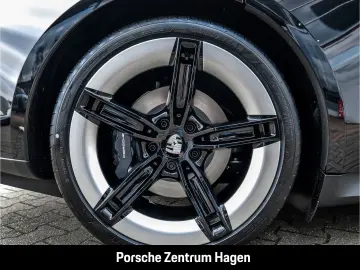 Taycan BOSE LED-Matrix Abstandstempomat Panorama