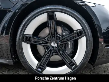 Taycan BOSE LED-Matrix Abstandstempomat Panorama