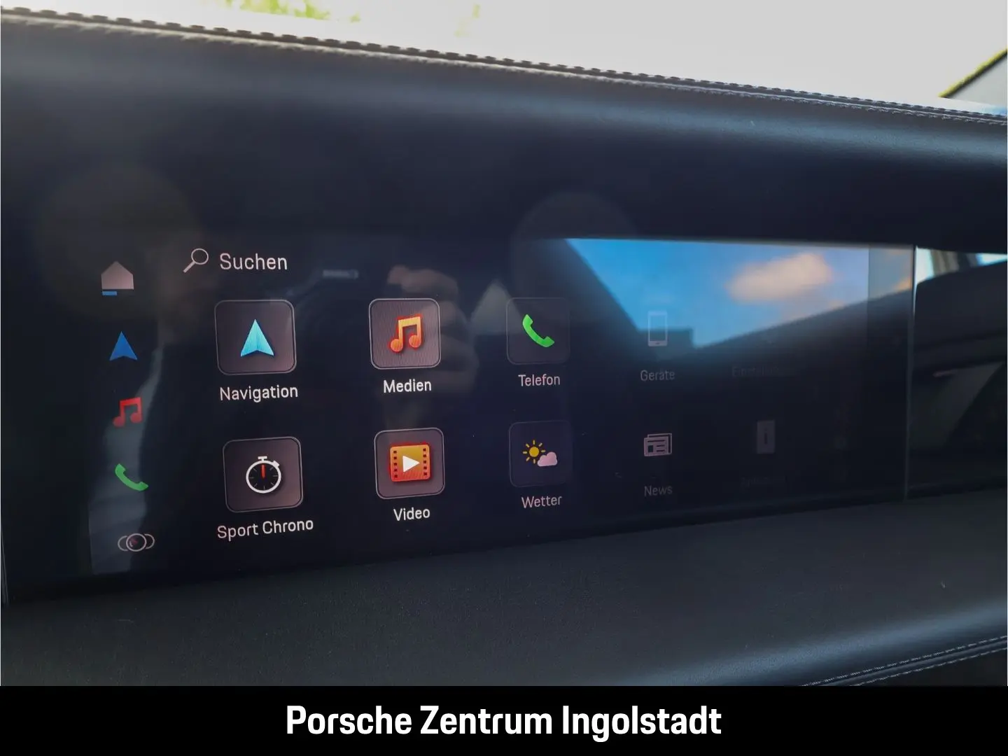 Taycan 4S Cross Turismo  Sport Chrono  Head Up