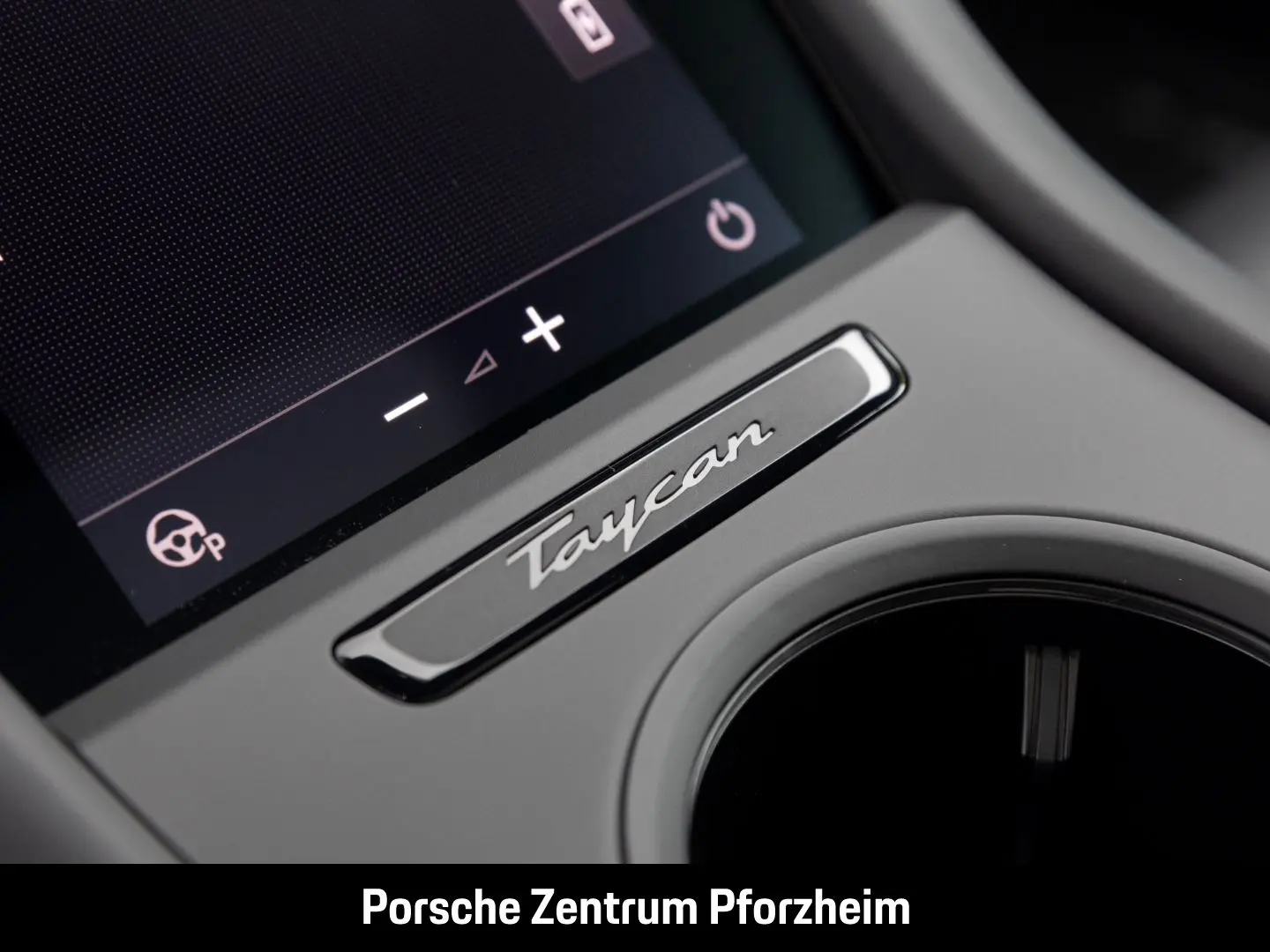 Taycan 4 Cross Turismo Head-Up HD-Matrix 21-Zoll